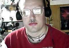 happ thrall cutie using the internet and listening favourite music