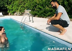 Amateur Screws Stranger During Holidays