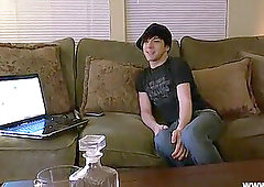 faggots gargling dick on crack William BJ's Trace's knob before he