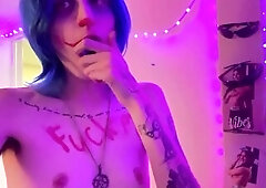 Becky has some deepthroat sextoy enjoyment