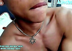 fit lad with tattoos jerks on cam