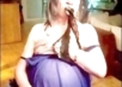 Dianasoumise teases in her underwear with a wire at the bottom of her thighs