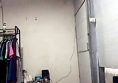 I filmed an eighteen-year-old brunette hair with a large butt. pov - close up - latin chick