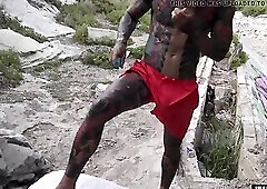 JuanLucho - Solo en la playa