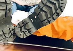 See me whilw i tease u with my Boots On and smelly socks, those feet need u to adore 'em and take worthy care of 'em