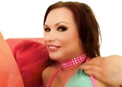 The cosplay thieves are quickly taking a hottie for a three-some with her kinky permission