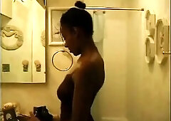 Ebony Teen Wearing Braces Gets Her Hairless Vagina Sucked and Drilled Then Takes Facial