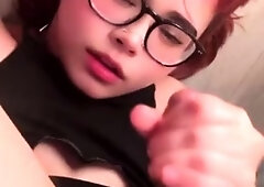 Kiyana Vi - Late Night Gooning With Self Facial