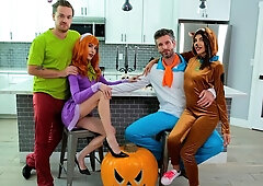 Would You Do It For A Swap Snack - S4:E1