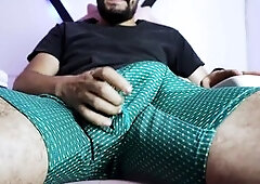 Big guys, straight guy, big cock masturbate