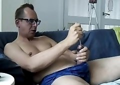 Solo Guy Using Toy For Wanking