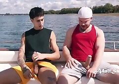 Hottest Buds Spray Plums Together on Boat - Heterosexual to HOMOSEXUAL!