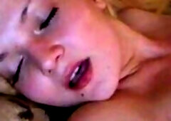 Hot Blonde rubbing her sweet Cameltoe closeup