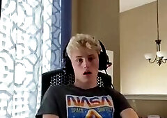 Gamer boy jerks off, barely legal, 18, teen, gaymer