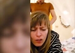 Coppia porno in hotel: mother I'd like to fuck AlmaSol si fa lavare di sborra in stanza. Porno Italiano 2025