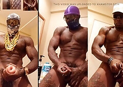 Mind-blowing compilation of massive black cock cumshots feat. Hallelujah Johnson (check links in bio)