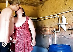 I drilled a village wench right in the barn where that babe was doing laundry.