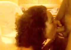 No es mi novia, es mi amiga - Sexo casual en webcam