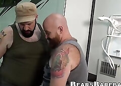 Fat ginger bear Tate Taylor spreads his massive ass for Skott Locke