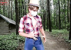 Caperucita adicta al SEXO va al bosque en busca de diversión - trailer