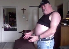 Mature Hairy man Takes off and Wanks