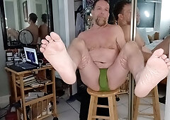 foot presentation for you by Hairyartist Will