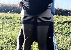 risky outdoor sex with a humorous ending