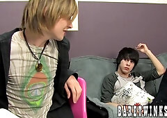 Punk twunk finishes off on himself while getting rammed humid