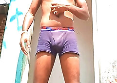 Neighbor Was Shaking Alone In The House After Seeing The Girls Pussy