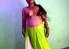 Underarm, delivery, naturist