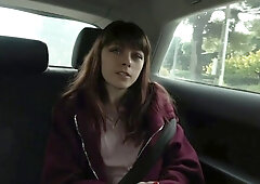 Lily, 25, loves the unusual! - Jacquie et Michel TV