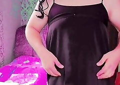 Young shemale Crossdresserkitty gets off by herself