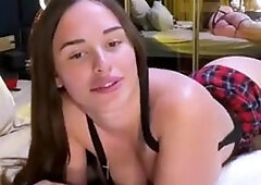 Homemade amateur teen couple toying