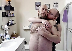 Sexy Redhead Wallace Accelron Barebacks Daddy Bear in Shower