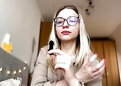 Am I DEGENERATING dudes? ????‍???? femdom