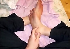 Verbal alpha poppers, jerking off poppers, feet