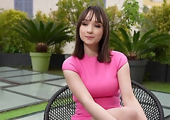 Eva Loviña, 34 years old, from Nanterre! - Jacquie et Michel TV