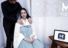 Traditional Asian actress experiences first intimacy on camera behind the scenes