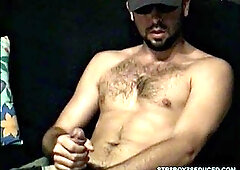 Straight Boy Jeff Jerks Off