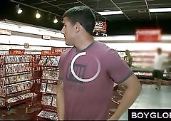 Straight guy puts dick in gay gloryhole