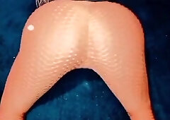 Transgirl in pub table dance buttfuck intercourse with customers