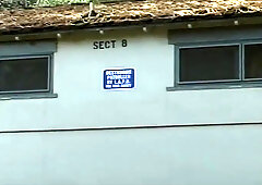 Cop getting SUCKY-SUCKY in Wc