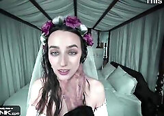 VR Conk: Hot Brunette hair Bangs with the Vampire in Cosplay