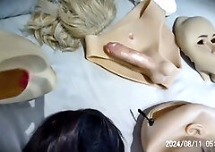 Pinky Nina's special edition! Experiment with the various parts and faces of your latex anime lover!