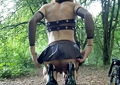 🐹Une salope dans un bosquet à la recherche de bites. Exhibition Foret de Senart Brunoy