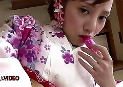 Kinky Japanese Amateur Rei Mizuna Delights in Daring Sexual Showmanship