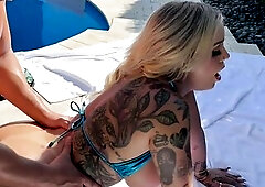 Worthy Booty Thic Ass Tatted White Hotty - Pool side CreamPie - Teddy Tarantino & Kali Roses