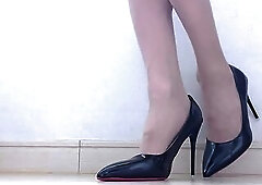 High heels with nylon solely!