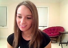 Young amateur teen in solo masturbation getting kinky