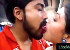 Sex In Moving Bus (hardcore)